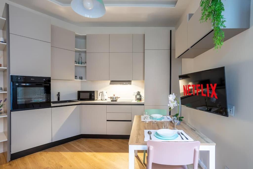 Duomo-Fiera Mi Master Suite Design Wifi+Netflix Милан Экстерьер фото